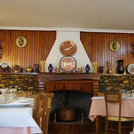 Hostal Pirineos Meliz Bielsa Εξωτερικό φωτογραφία
