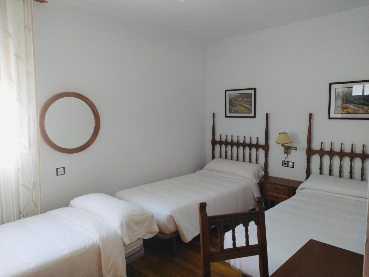 Hostal Pirineos Meliz Bielsa Εξωτερικό φωτογραφία
