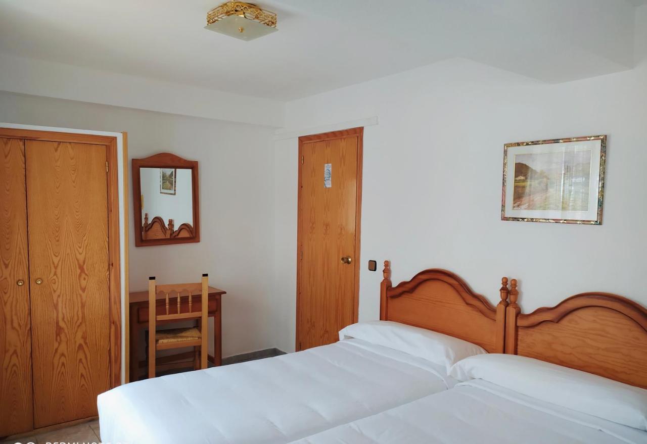 Hostal Pirineos Meliz Bielsa Εξωτερικό φωτογραφία